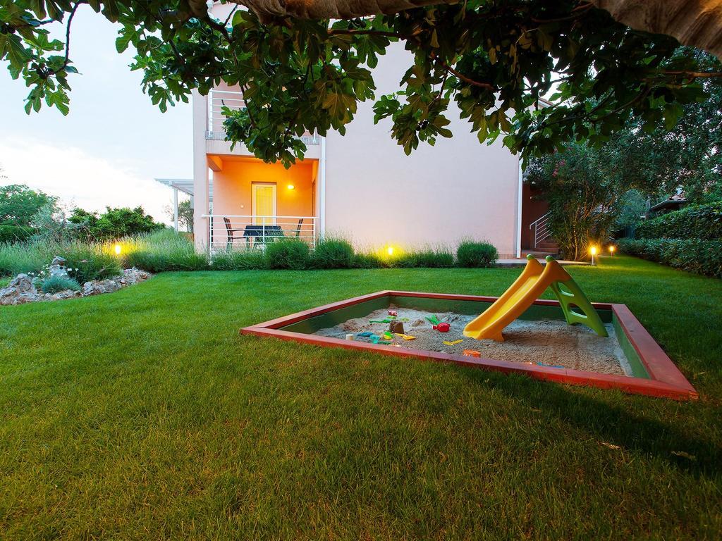 Apartments Villa Brioni II Fažana Exterior foto